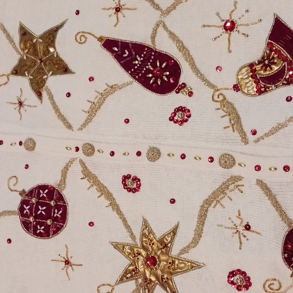 Holiday cardigan sweater - Picture 5 of 11